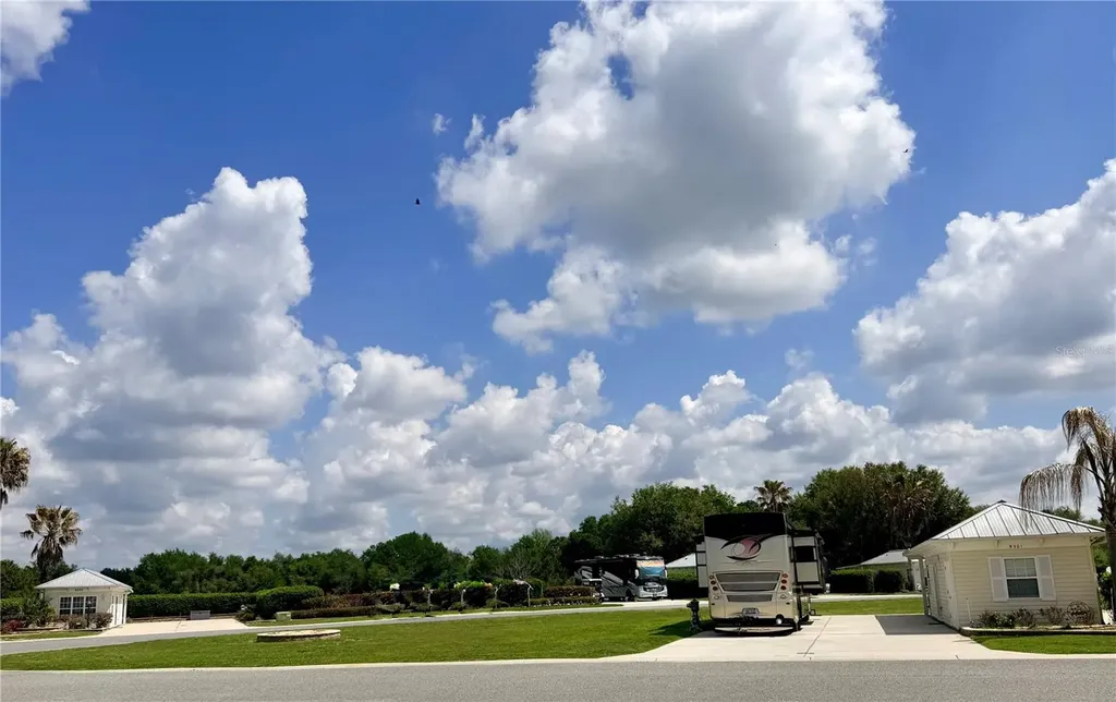 9501 SE 47th Way Webster FL 33597