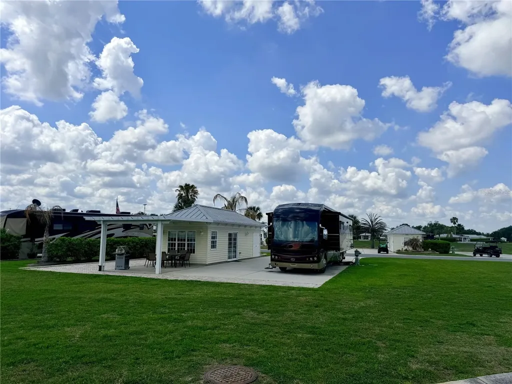 9501 SE 47th Way Webster FL 33597