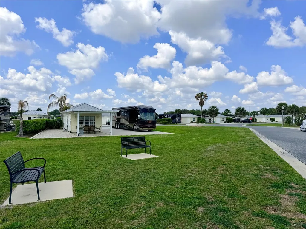 9501 SE 47th Way Webster FL 33597