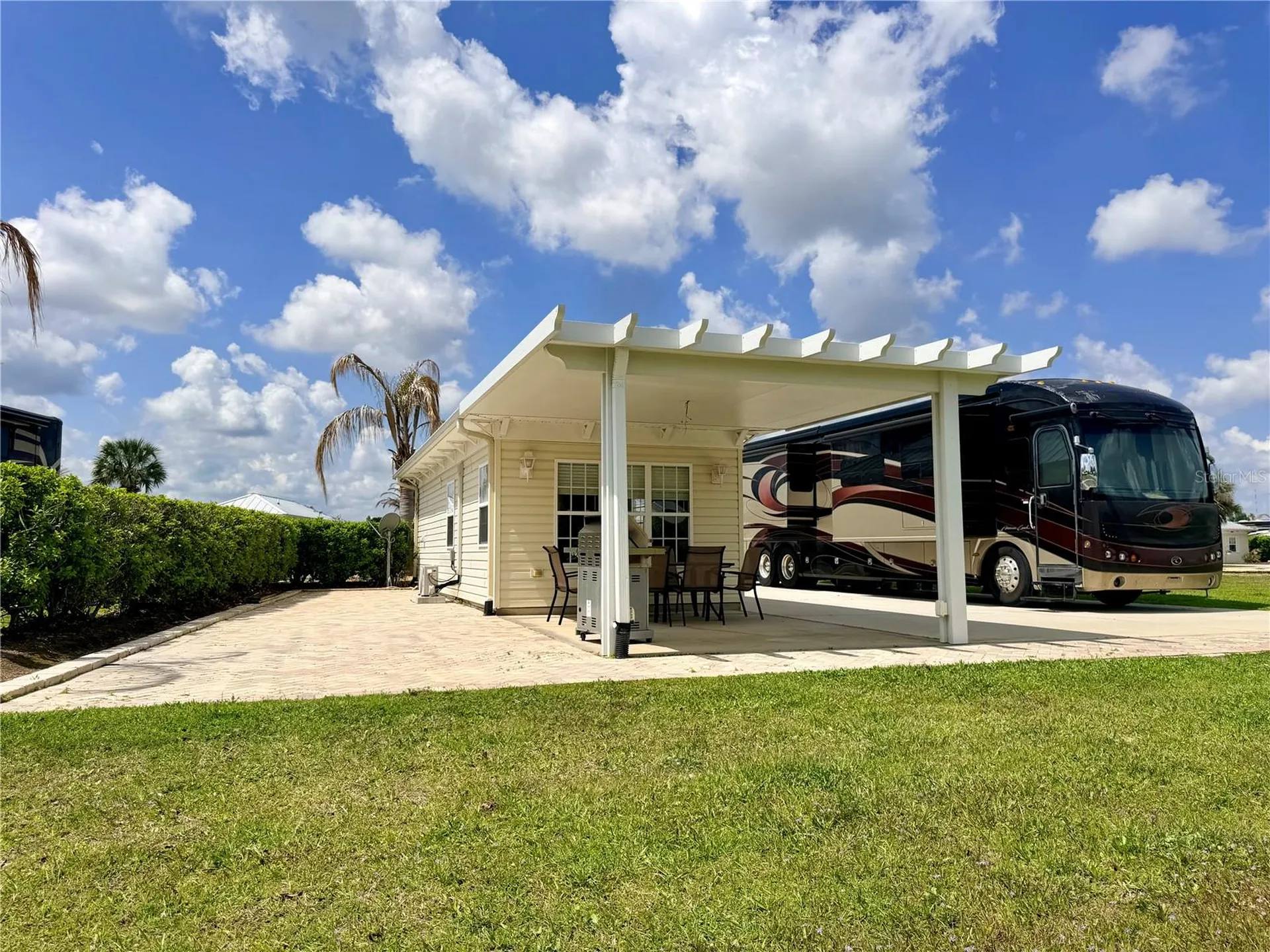 9501 SE 47th Way Webster FL 33597
