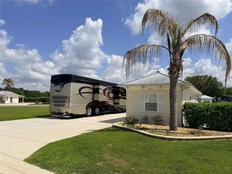 9501 SE 47th Way Webster FL 33597