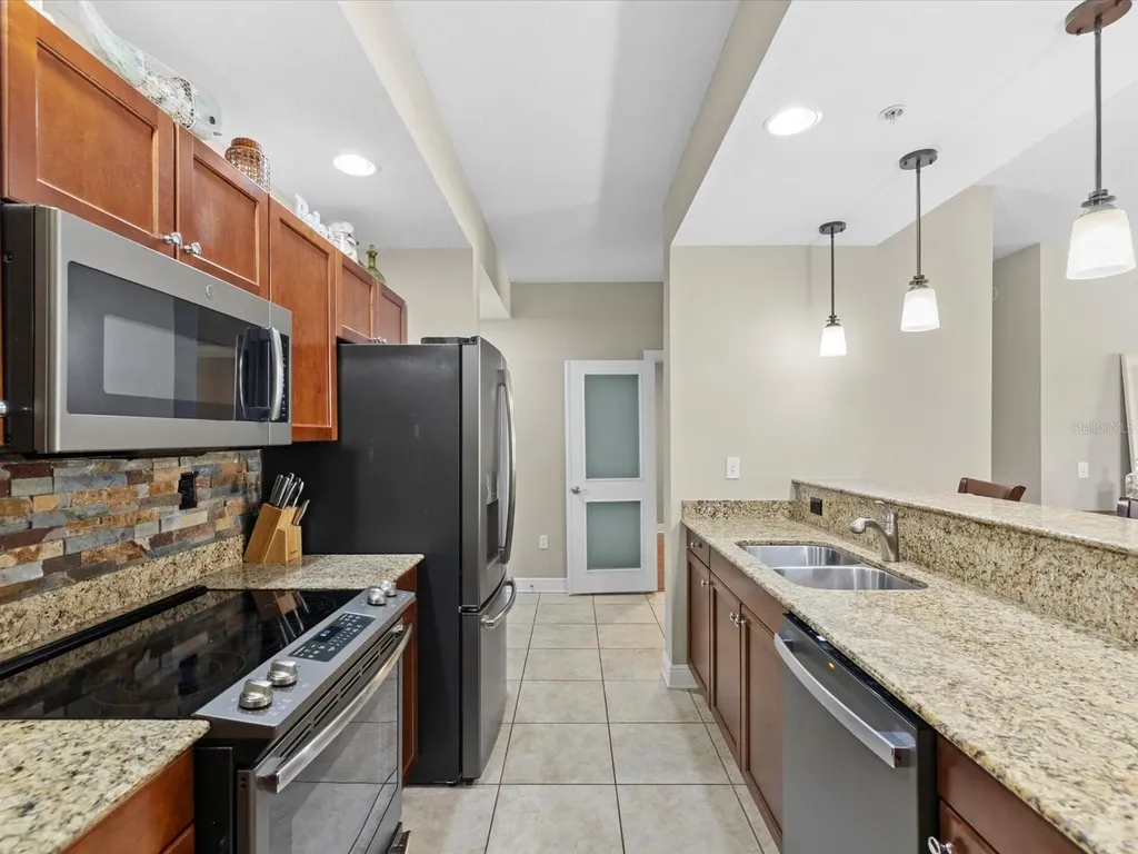 628 Cleveland Street Clearwater FL 33755