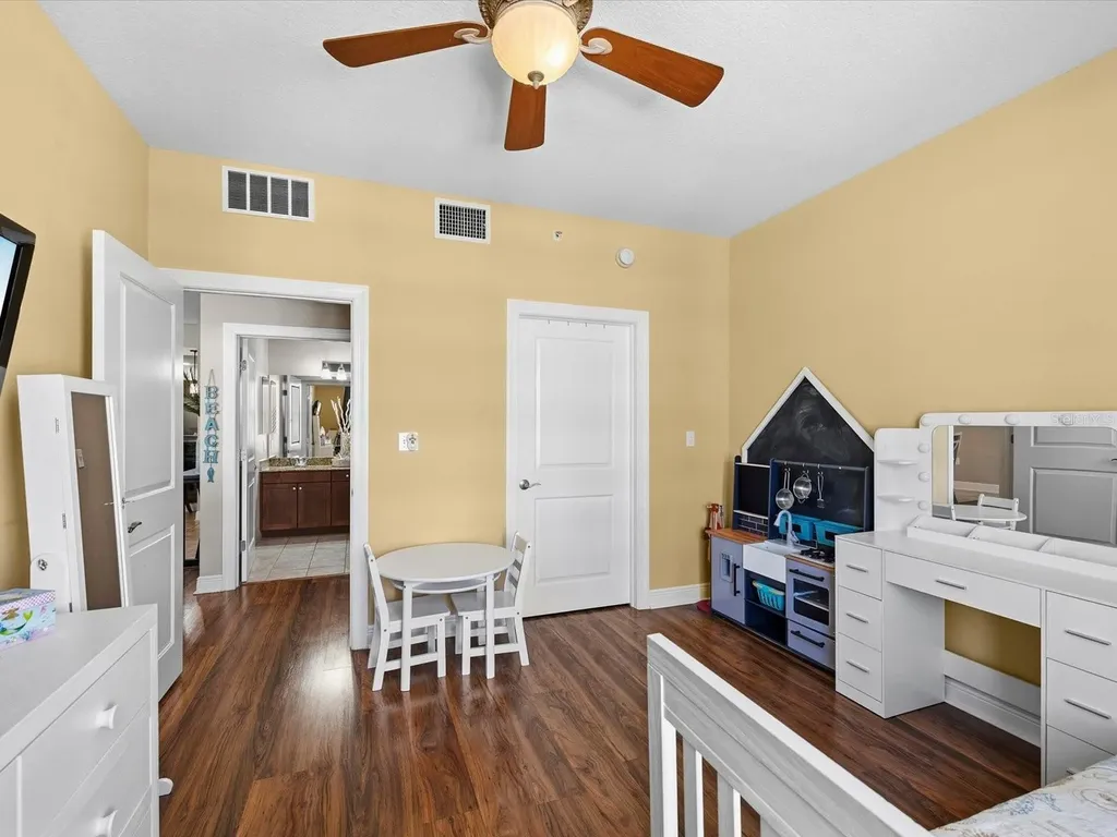 628 Cleveland Street Clearwater FL 33755