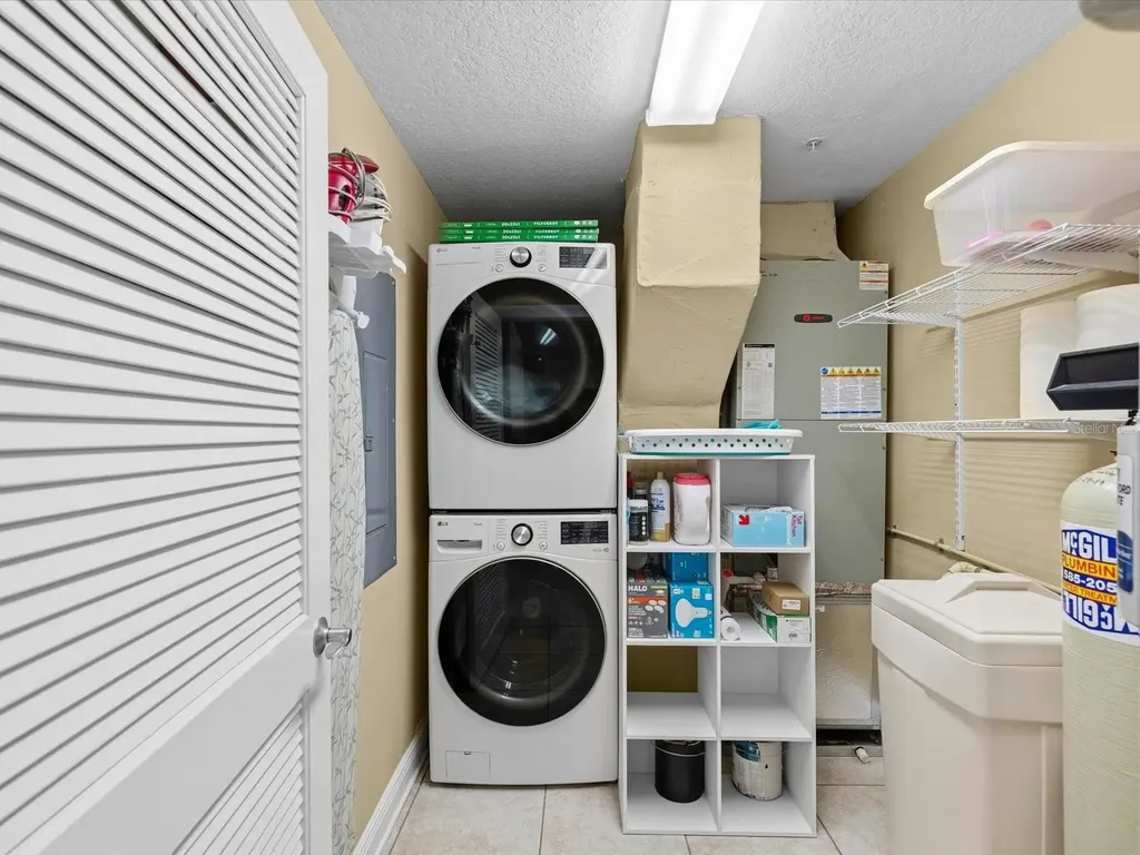 628 Cleveland Street Clearwater FL 33755