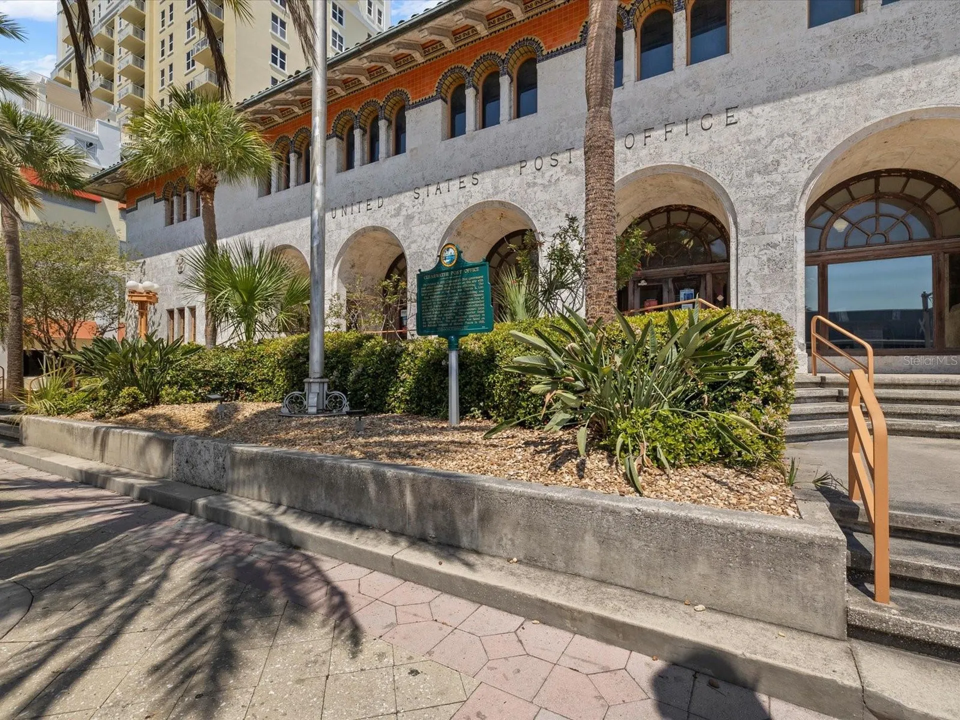 628 Cleveland Street Clearwater FL 33755