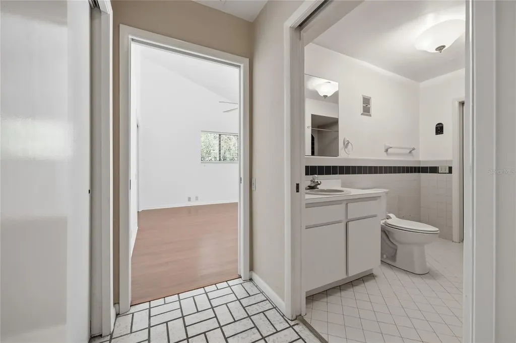 2408 NW 14th Place Gainesville FL 32605