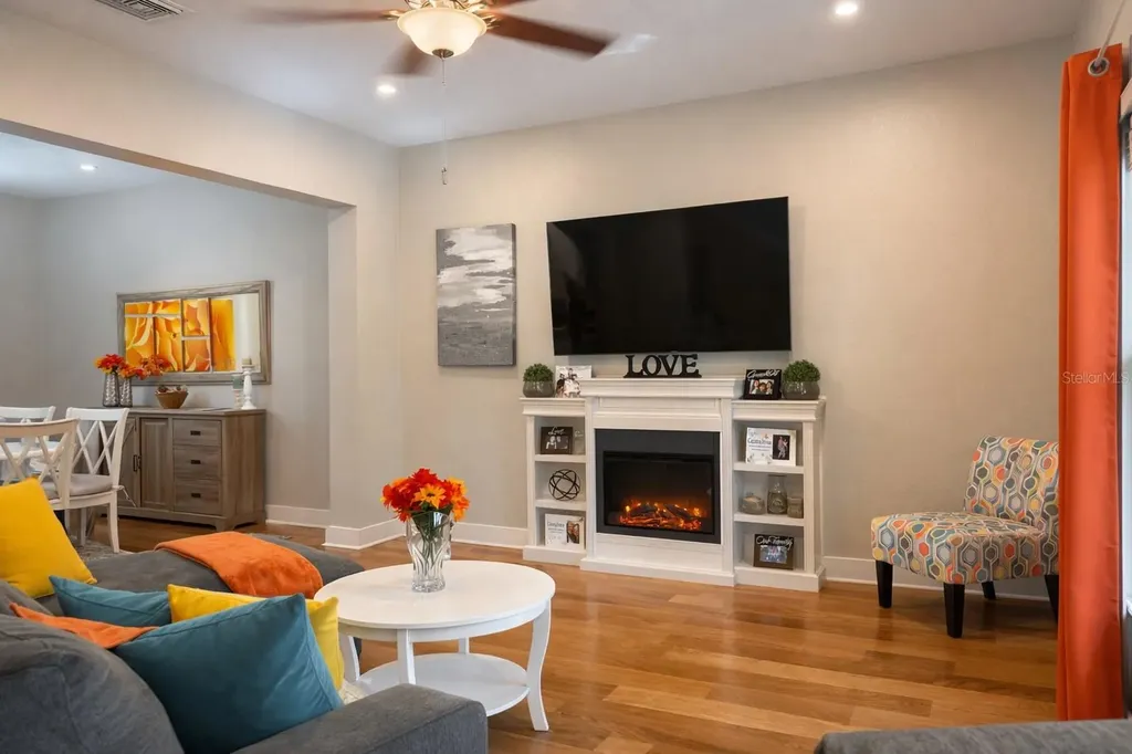 9654 Cypress Pine Street Orlando FL 32827