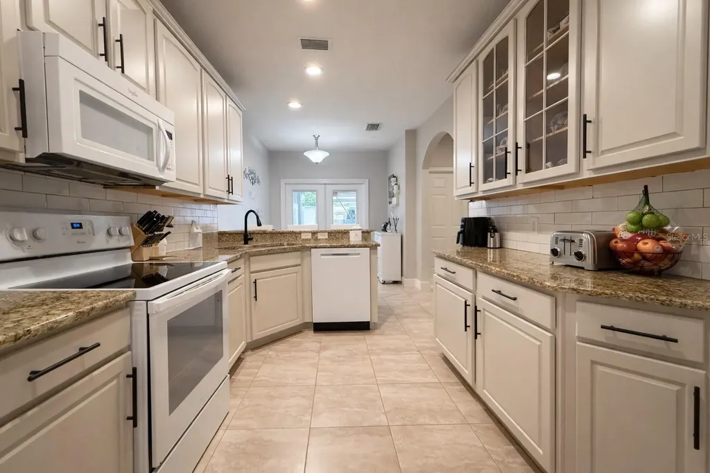 9654 Cypress Pine Street Orlando FL 32827
