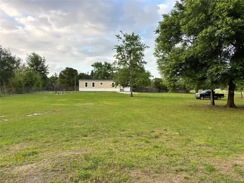 11511 NE 10th Terrace Oxford FL 34484