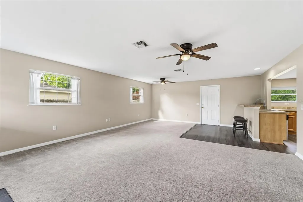 1618 Coletta Drive Orlando FL 32807