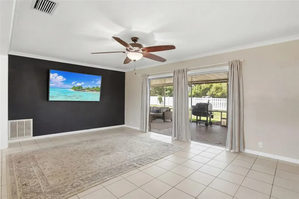 22 Lake Link Drive SE Winter Haven FL 33884