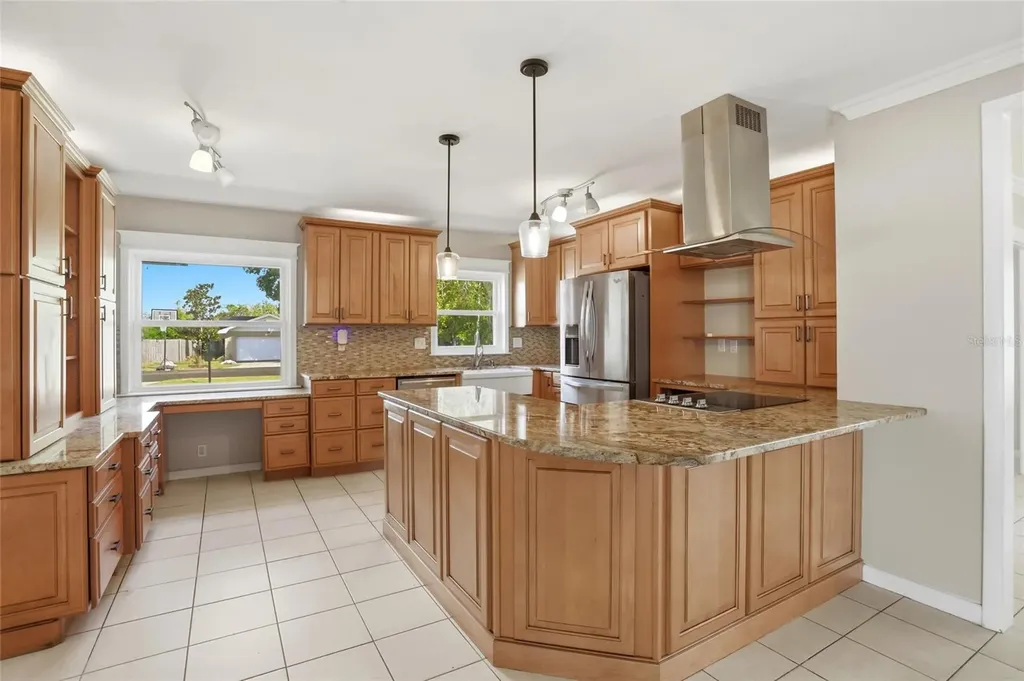 22 Lake Link Drive SE Winter Haven FL 33884