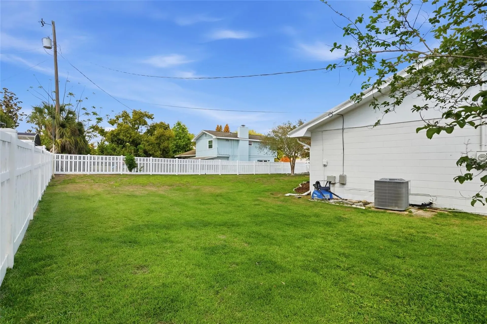 22 Lake Link Drive SE Winter Haven FL 33884