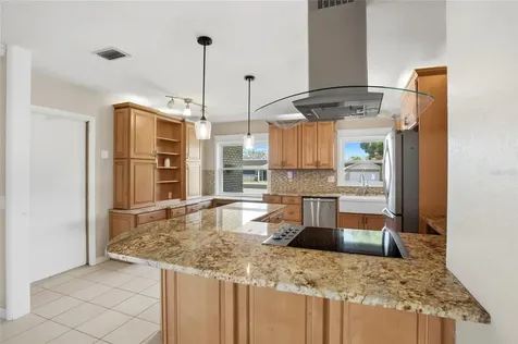 22 Lake Link Drive SE Winter Haven FL 33884