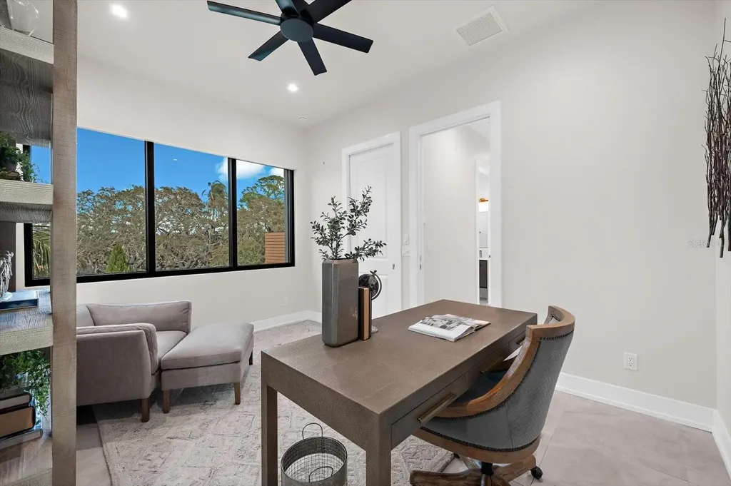 402 Hillsborough Street Palm Harbor FL 34683