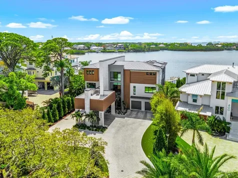 402 Hillsborough Street Palm Harbor FL 34683