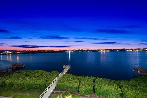 402 Hillsborough Street Palm Harbor FL 34683