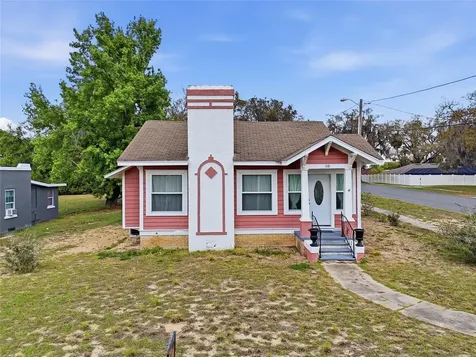 18 E Orange Street Davenport FL 33837