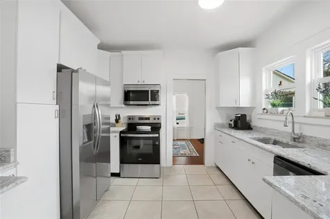 18 E Orange Street Davenport FL 33837