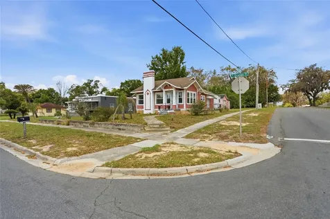18 E Orange Street Davenport FL 33837