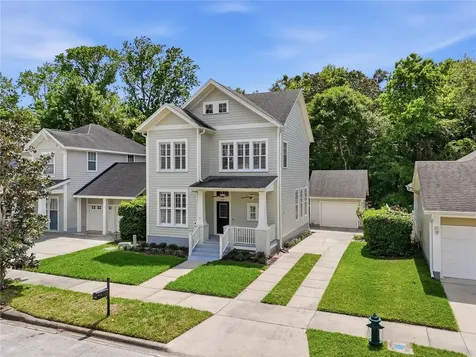 1102 Banks Rose Court Celebration FL 34747
