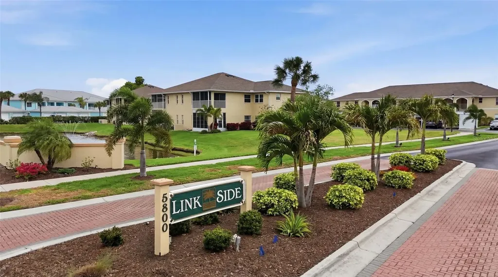 5800 Sabal Trace Drive North Port FL 34287