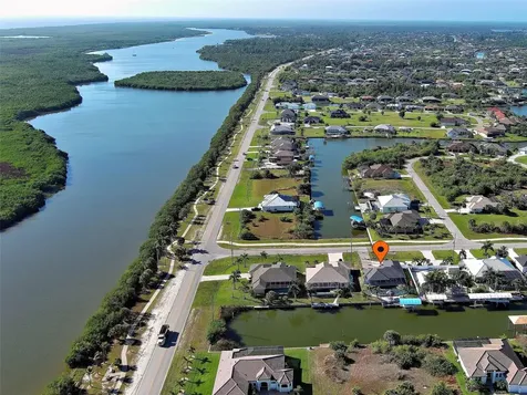 8577 Calumet Boulevard Port Charlotte FL 33981