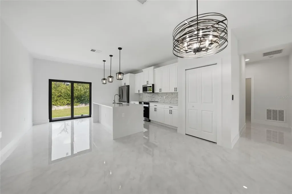 11370 Gulfstream Boulevard Port Charlotte FL 33981