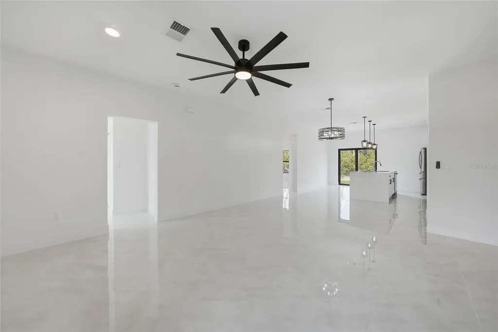 11370 Gulfstream Boulevard Port Charlotte FL 33981