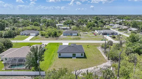 11370 Gulfstream Boulevard Port Charlotte FL 33981