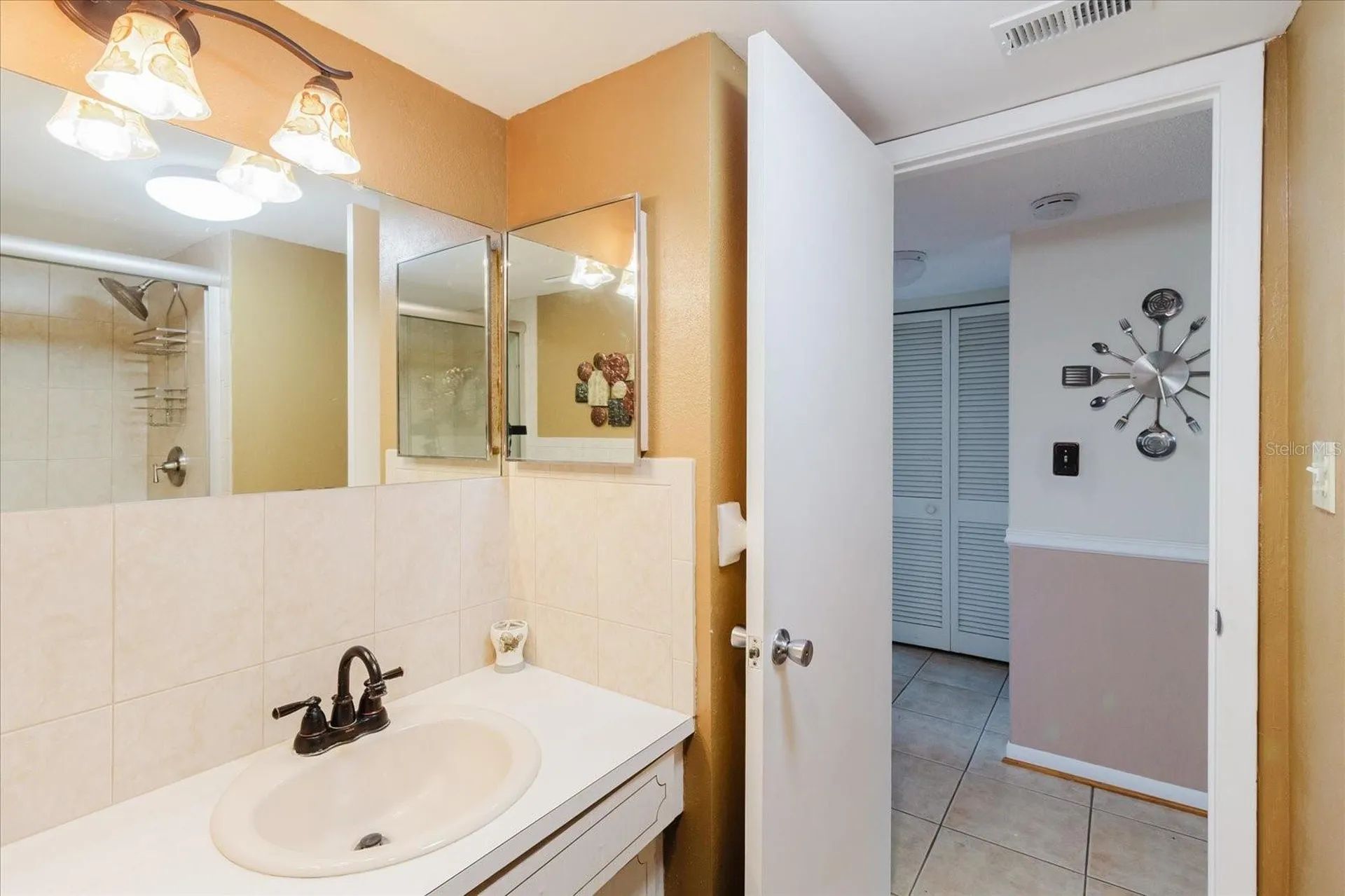 2348 Shelley Street Clearwater FL 33765