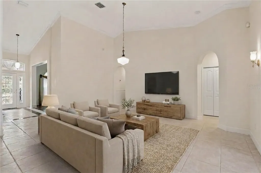 156 Seville Chase Drive Winter Springs FL 32708