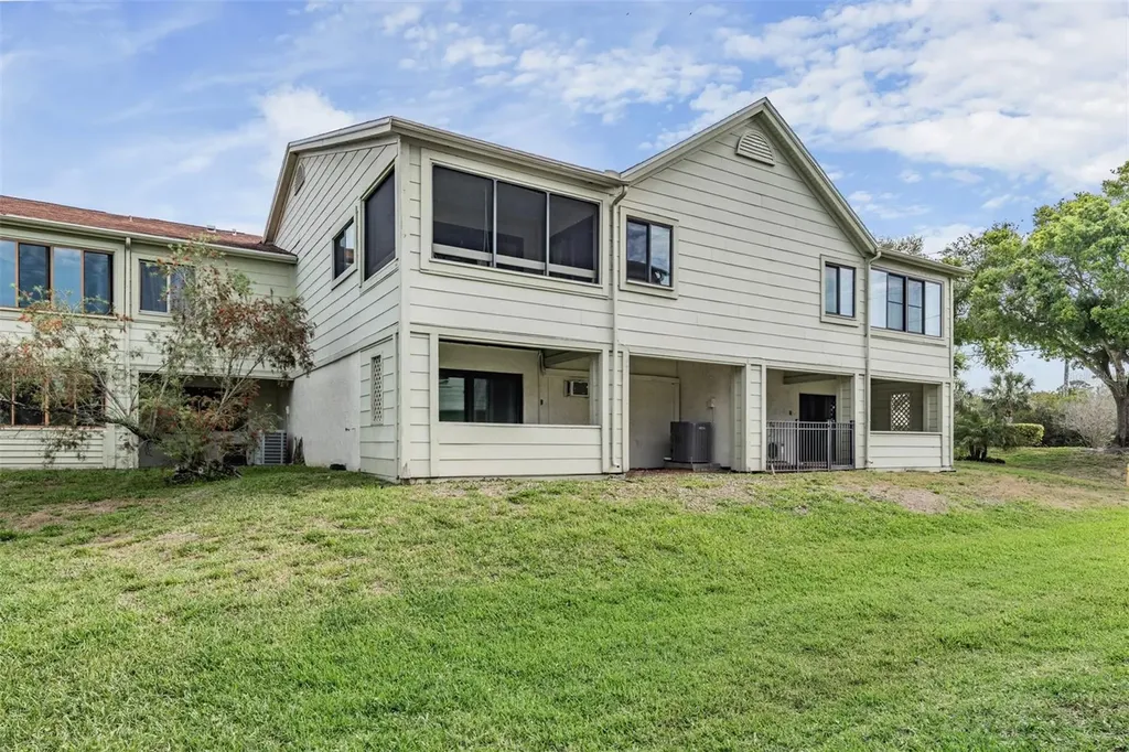 637 Drake Lane N Dunedin FL 34698