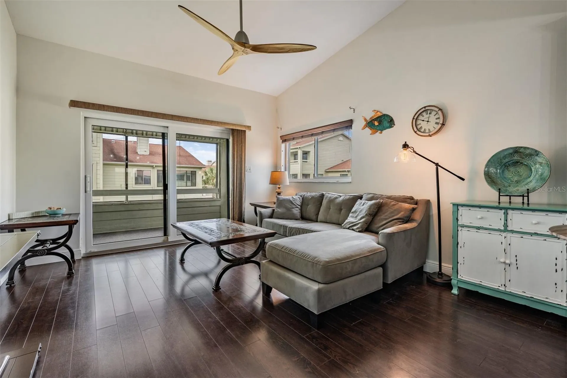 637 Drake Lane N Dunedin FL 34698