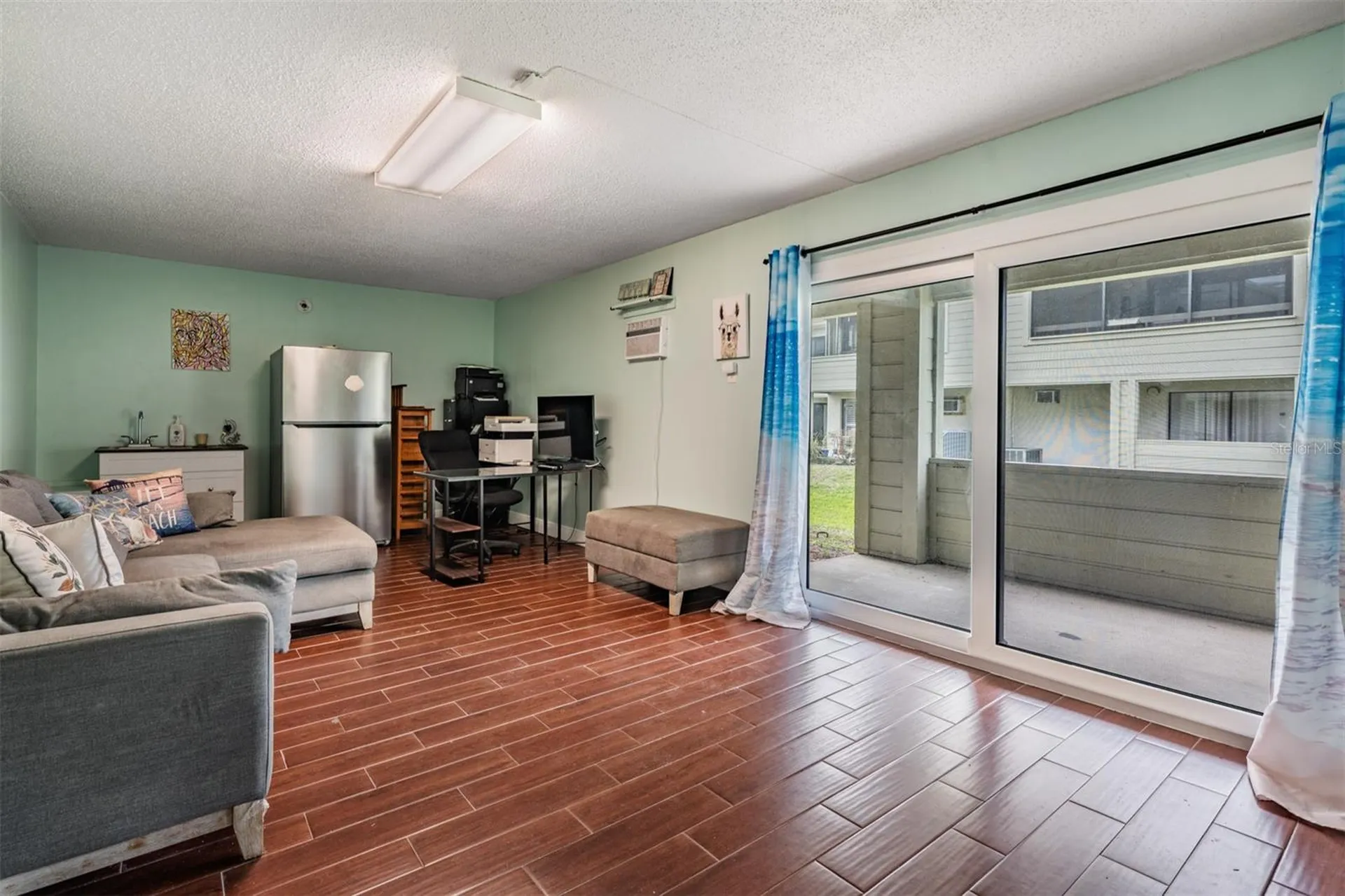 637 Drake Lane N Dunedin FL 34698