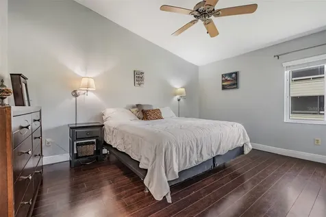 637 Drake Lane N Dunedin FL 34698
