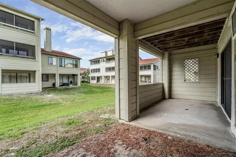 637 Drake Lane N Dunedin FL 34698