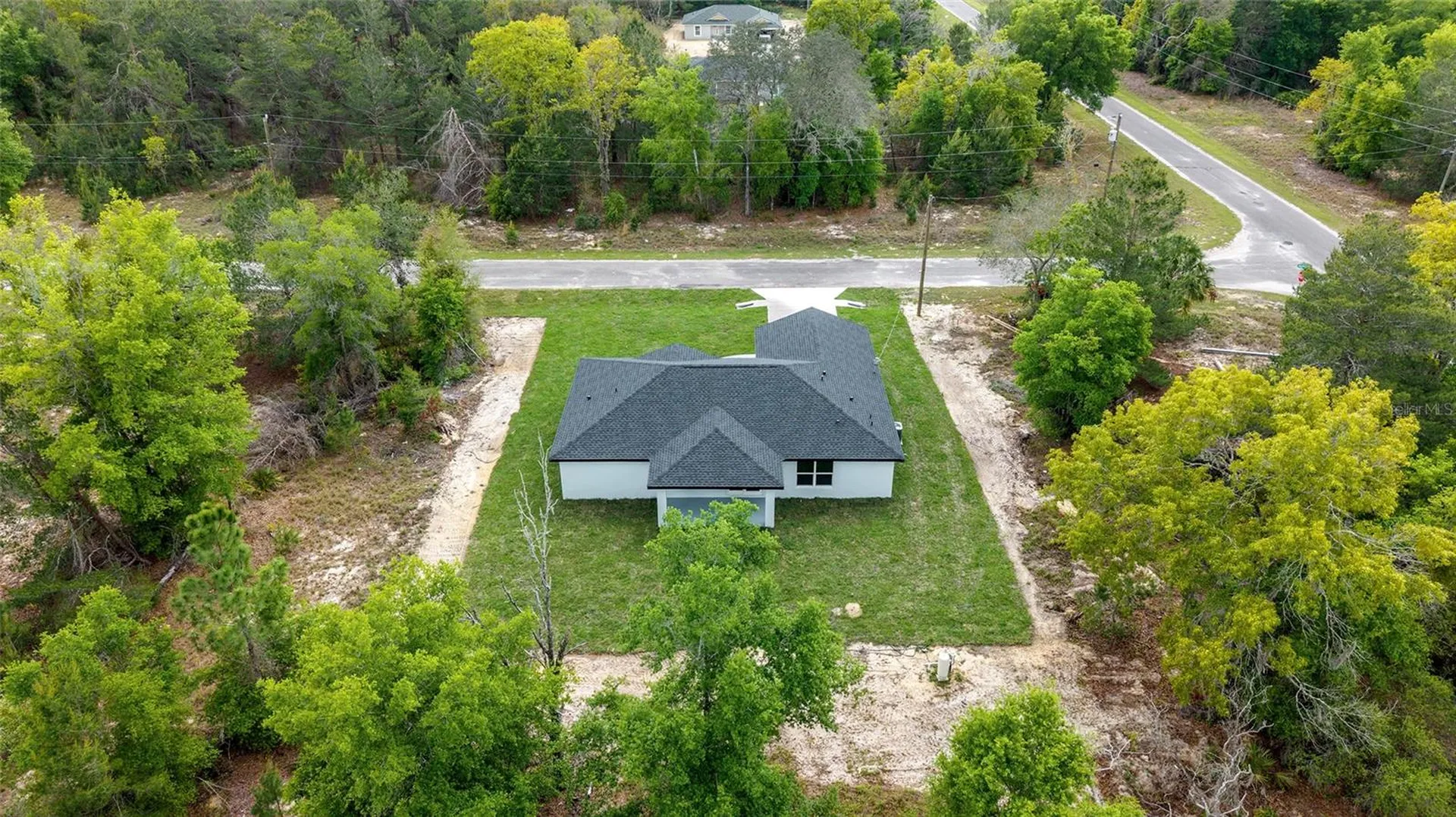 5 Malauka Loop Track Ocklawaha FL 32179