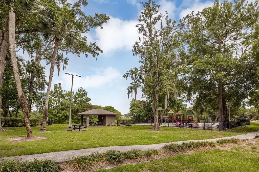 702 Glasgow Court Winter Springs FL 32708
