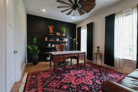 2402 W Parkland Boulevard Tampa FL 33609