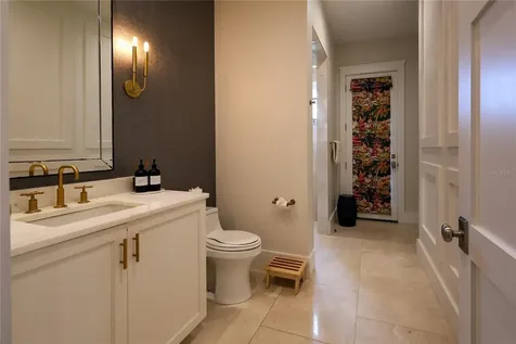 2402 W Parkland Boulevard Tampa FL 33609