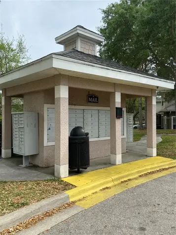 8210 Down Royal Road Tampa FL 33610
