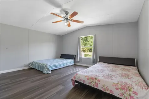 11902 Cr 727 Webster FL 33597