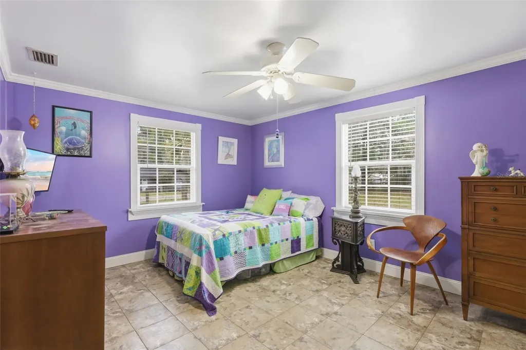 460 Alhambra Avenue De Leon Springs FL 32130
