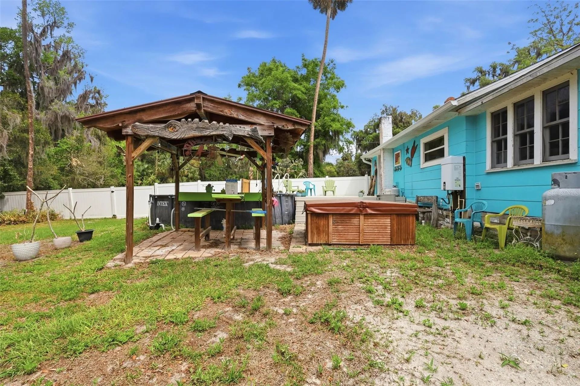 460 Alhambra Avenue De Leon Springs FL 32130