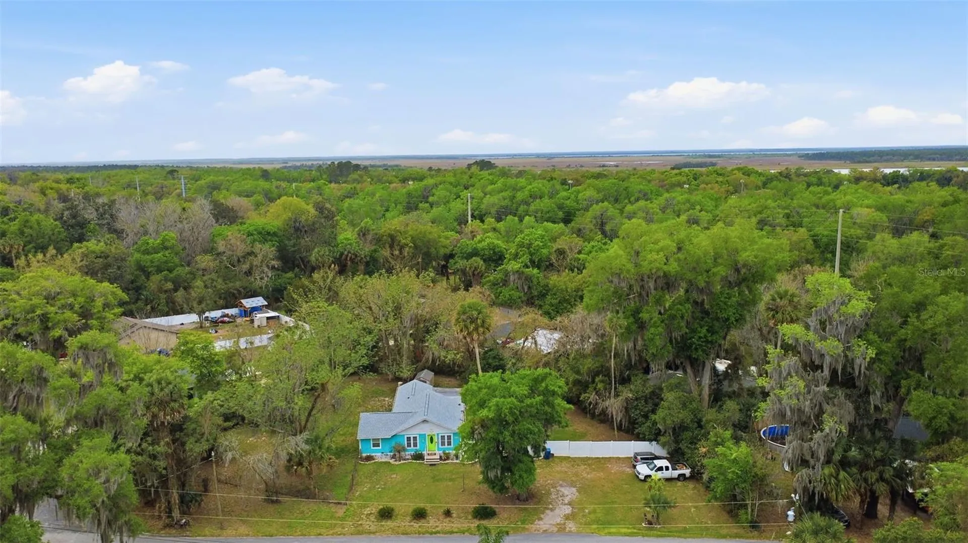 460 Alhambra Avenue De Leon Springs FL 32130