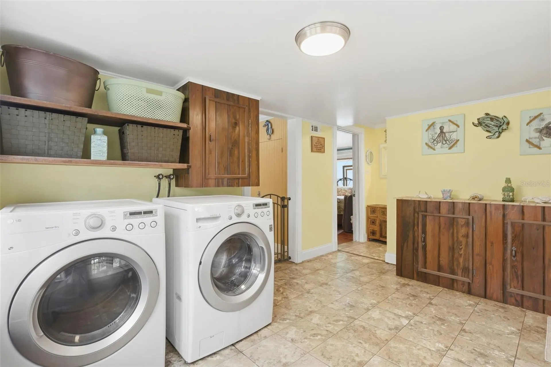 460 Alhambra Avenue De Leon Springs FL 32130
