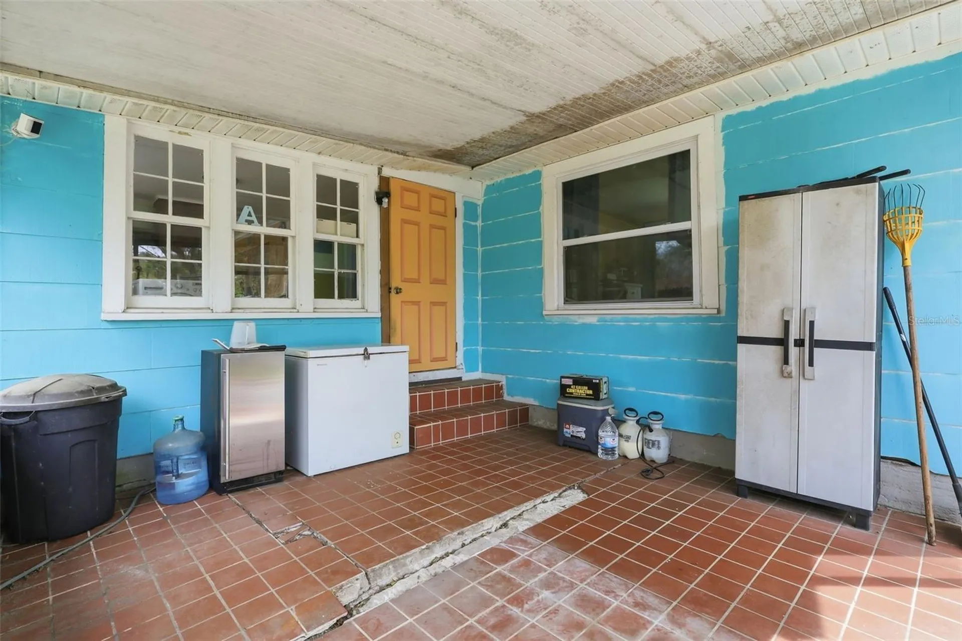 460 Alhambra Avenue De Leon Springs FL 32130