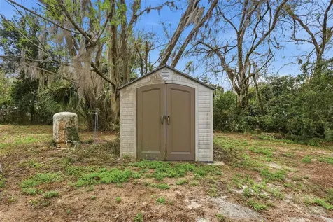 460 Alhambra Avenue De Leon Springs FL 32130
