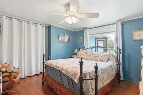 460 Alhambra Avenue De Leon Springs FL 32130
